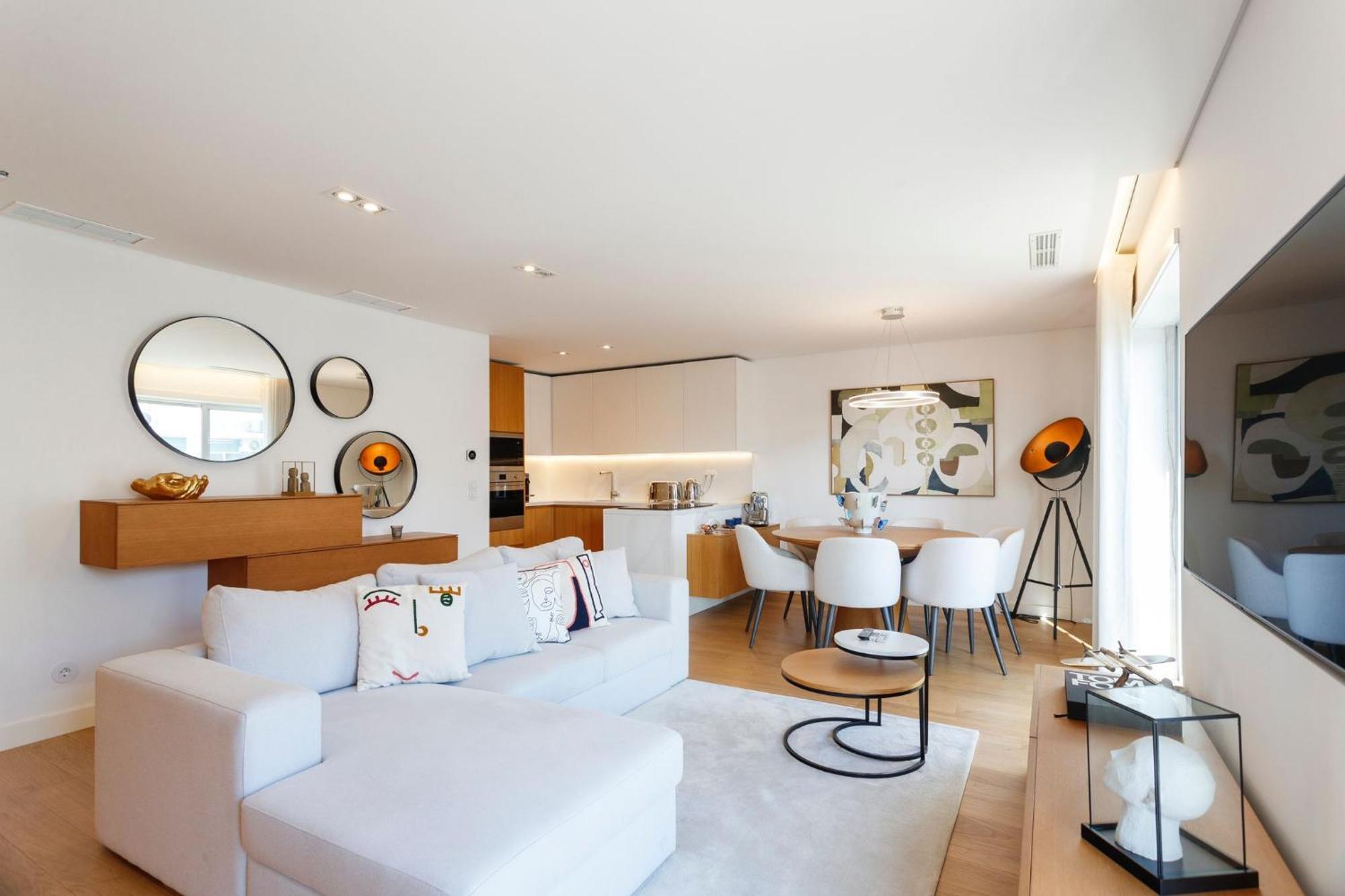 Luxury Suite With Balcony And Shared Accommodation In The Parque Eduardo VII Area Lisbona Esterno foto