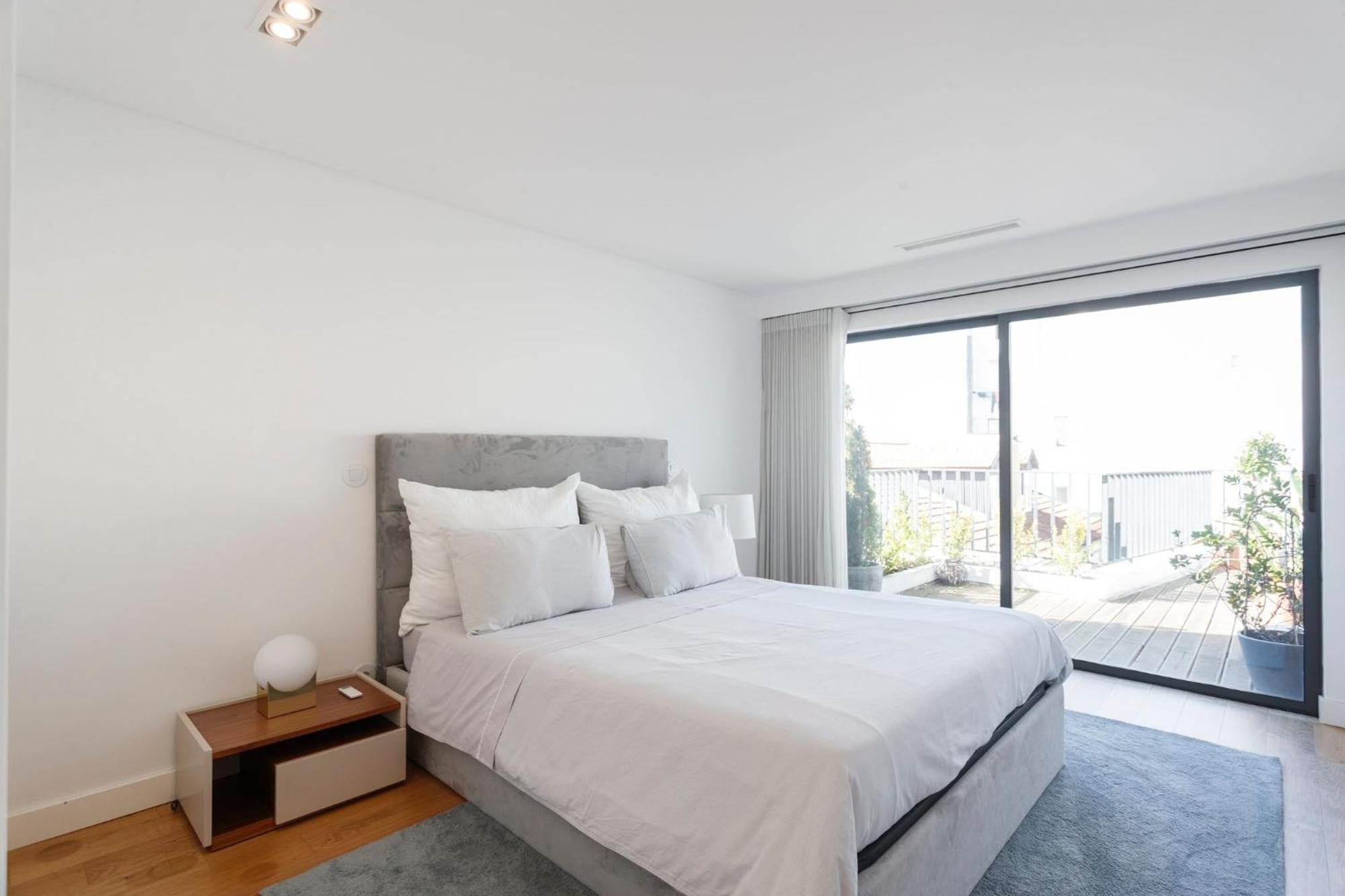 Luxury Suite With Balcony And Shared Accommodation In The Parque Eduardo VII Area Lisbona Esterno foto