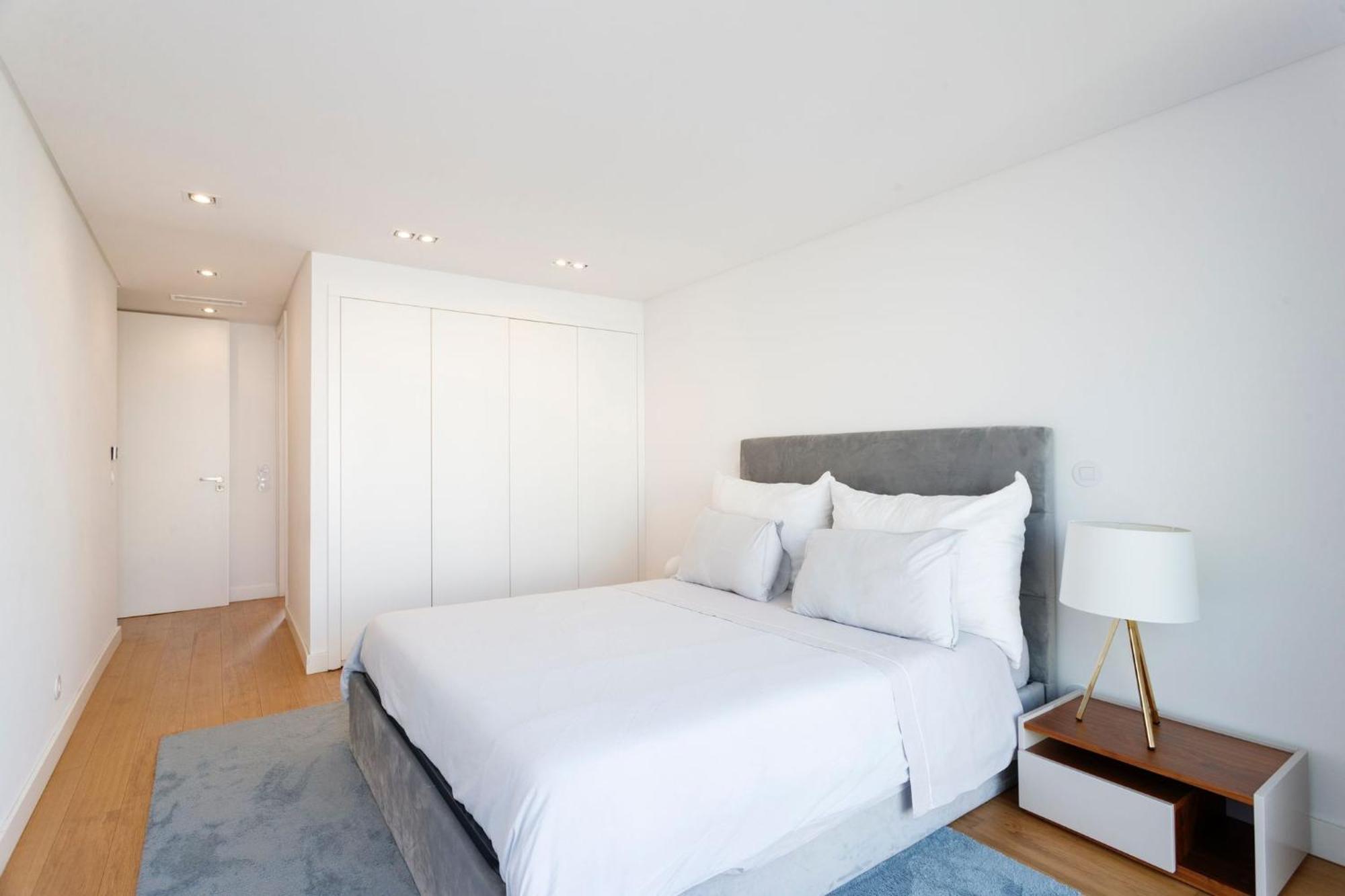 Luxury Suite With Balcony And Shared Accommodation In The Parque Eduardo VII Area Lisbona Esterno foto